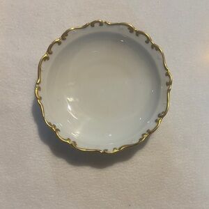 Elegant Gold-Trimmed Bavaria golden crown ( Germany dish